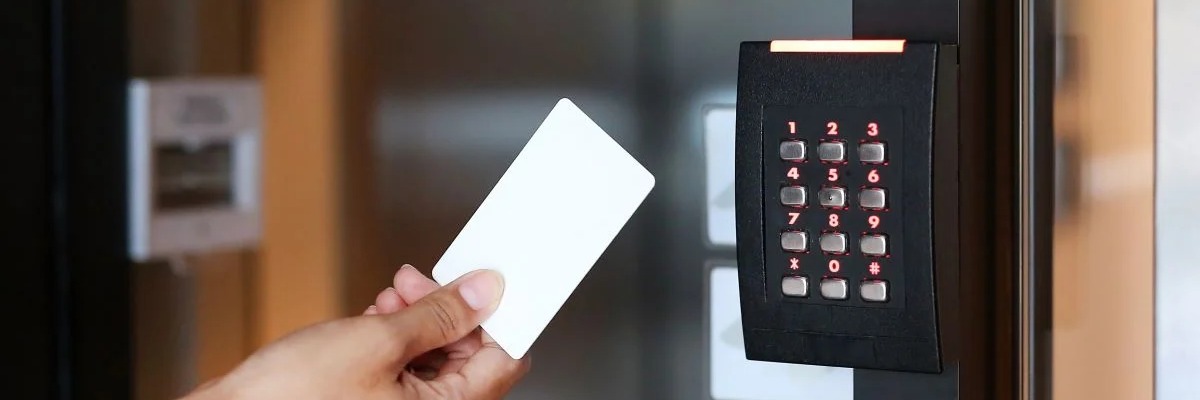 door access control system in Dubai